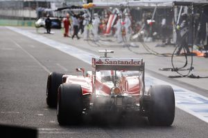 Ferrari не будет менять двигатель на машине Кими Райкконена