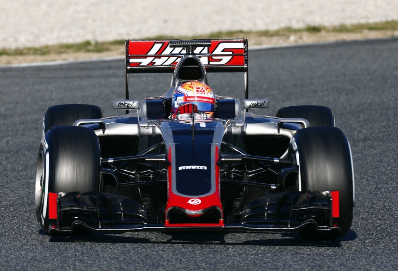 Haas не будет во всем полагаться на Ferrari