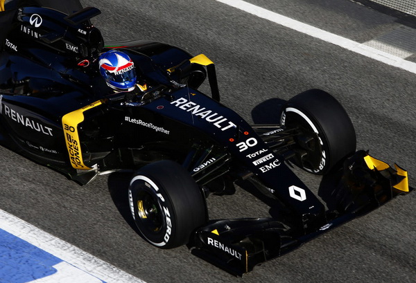 В Renault приятно удивлены выступлением RS16 на тестах