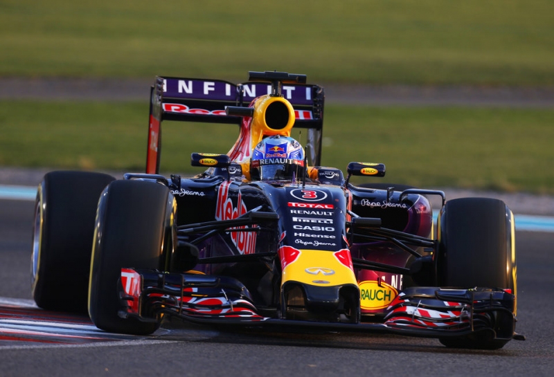 Ник Честер: Темп Red Bull Racing станет ориентиром для Renault в 2016-м