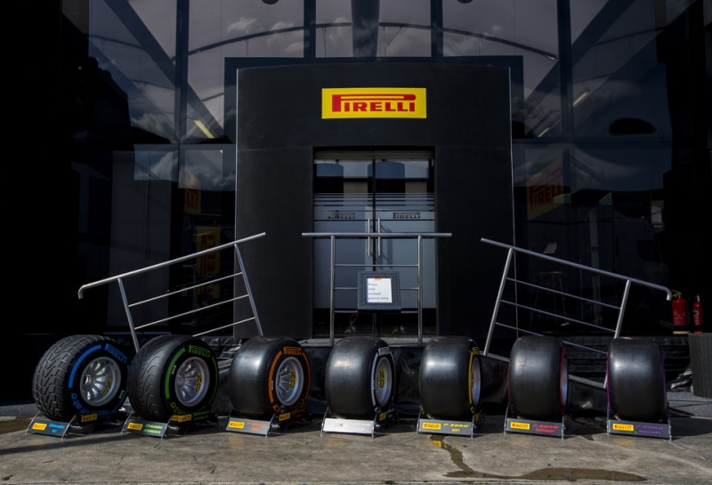 В Pirelli сообщили выбор составов резины гонщиками на Гран При Австралии