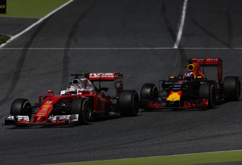 Ferrari: Проблема не в стратегии, а в автомобиле