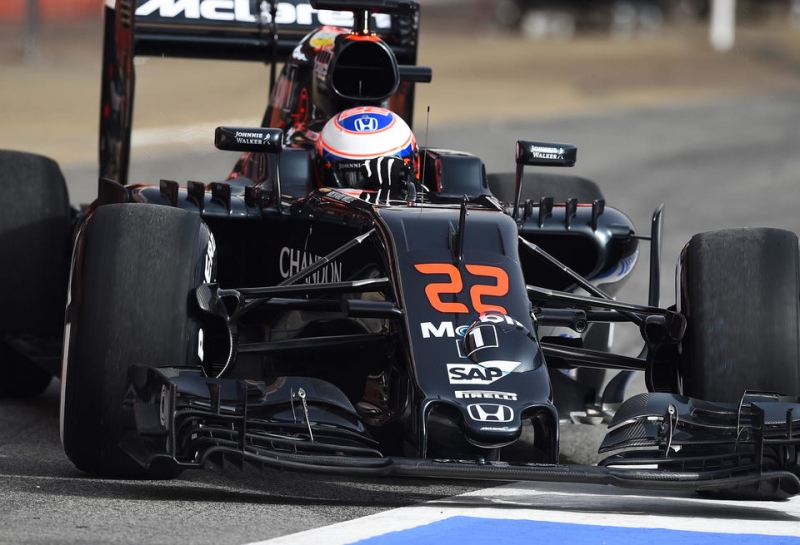 В McLaren призвали фанатов не беспокоиться