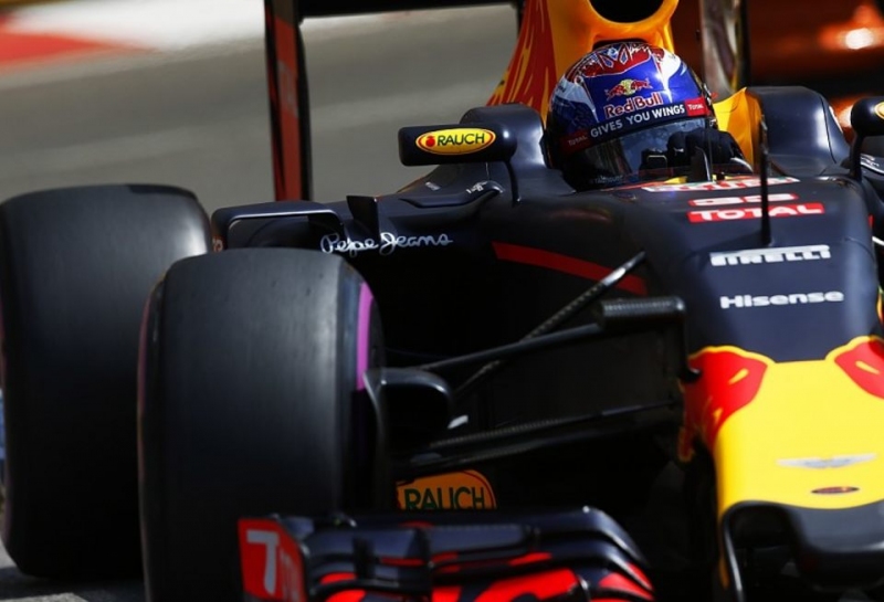 Red Bull: Критика подтолкнула Renault к действию