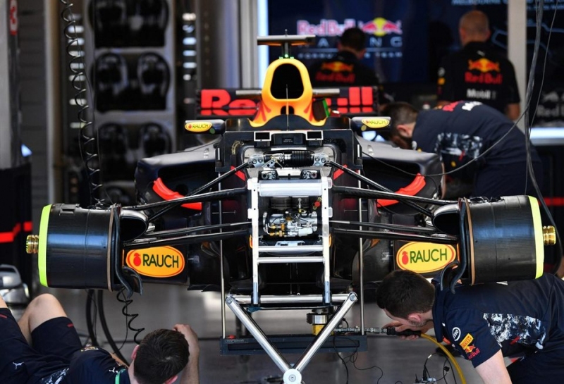 Хельмут Марко: В Барселону Red Bull Racing привезет обновленное шасси