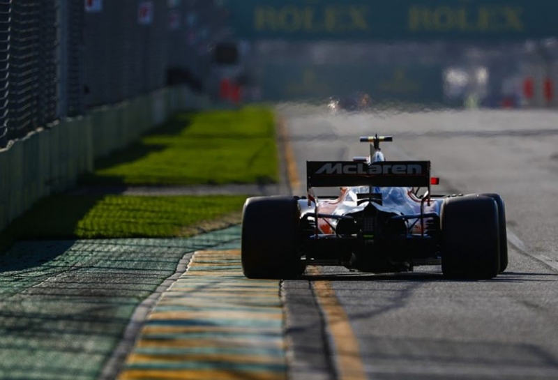 В McLaren опровергли слухи о конструировании собственного мотора