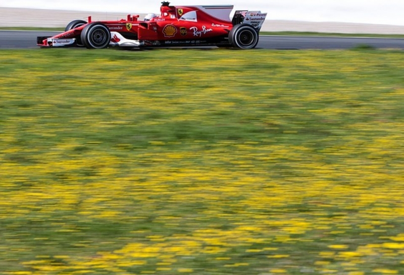 Эрик Булье: Меня удивил темп Ferrari на тестах