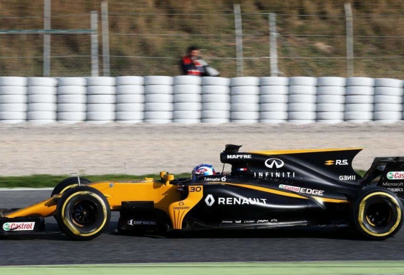 Реми Таффен: Проблемы двигателя Renault были видны еще до тестов