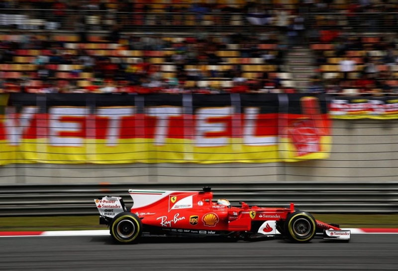 Гонщики Ferrari задают темп на финальной тренировке Гран При Китая