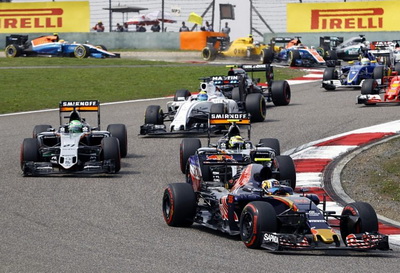 В Toro Rosso хотят побороться с Force India и Williams в 2017 году