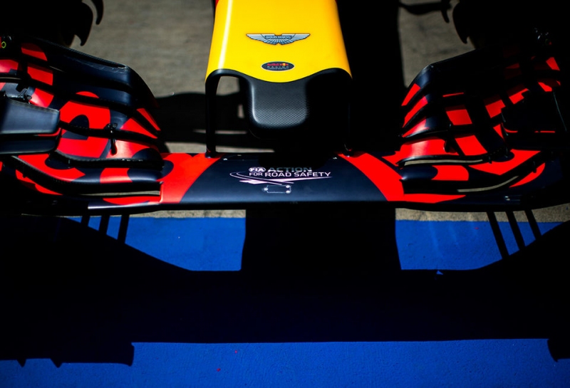 Red Bull и Aston Martin представят свой гиперкар в конце 2017-го