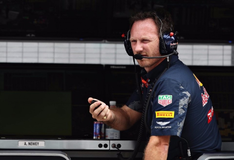 Кристиан Хорнер: Red Bull нет смысла отпускать Сайнса в Mercedes