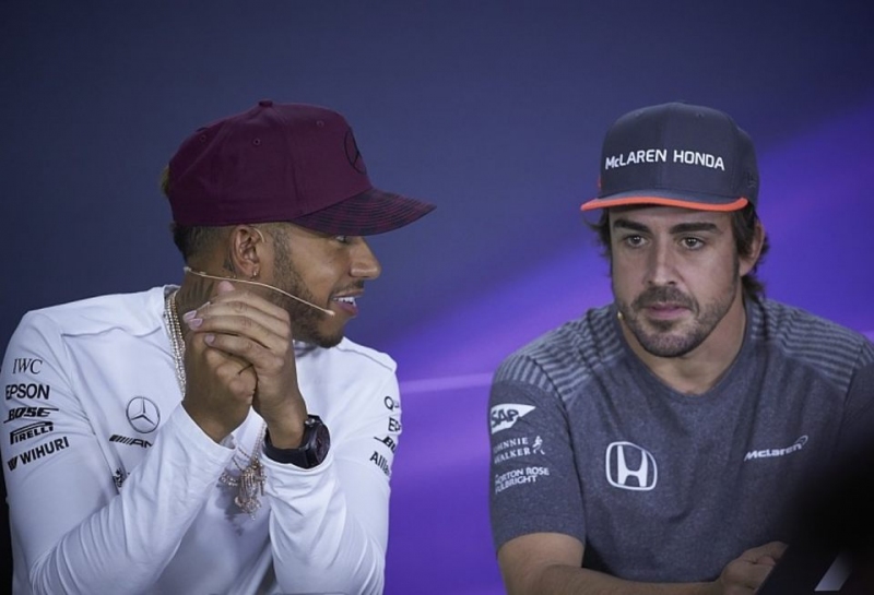 Льюис Хэмилтон: Странно, что McLaren и Honda решили расстаться только сейчас