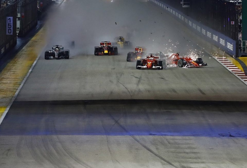 FIA не нашла виновных в массовом завале на старте Гран При Сингапура