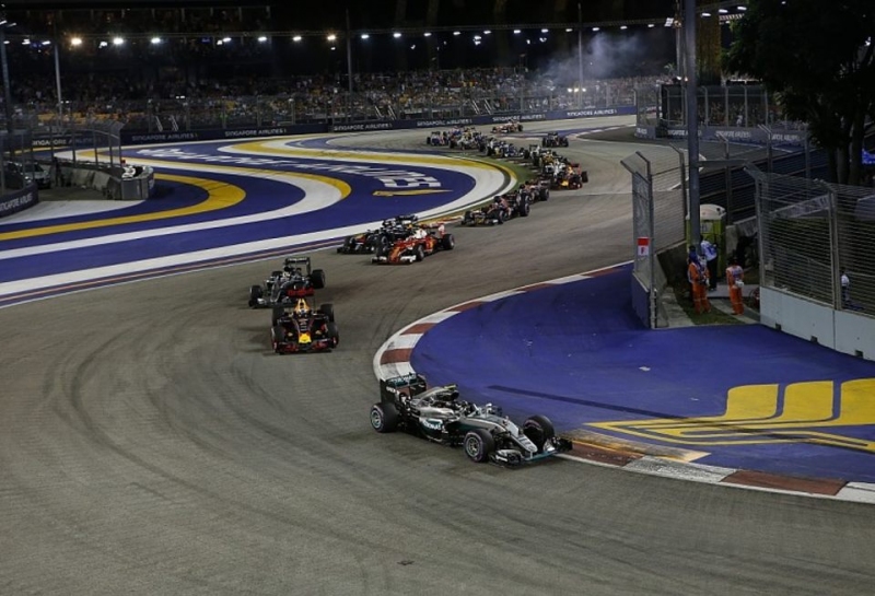 FIA предупредила о срезке первой связки поворотов в Сингапуре