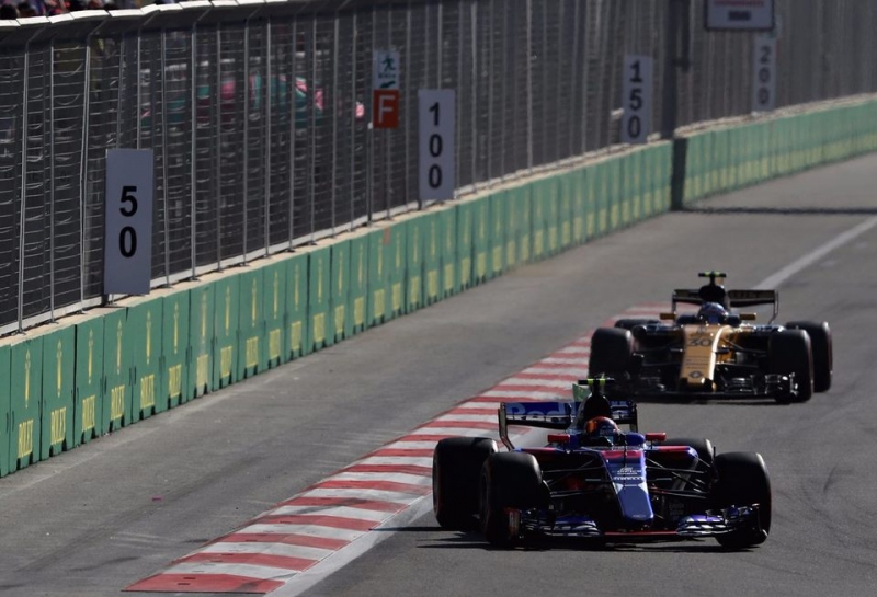 Официально: Renault и Toro Rosso расторгли контракт по обоюдному согласию