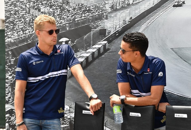 Гонщики Sauber шокированы уходом Мониши Кальтенборн из команды