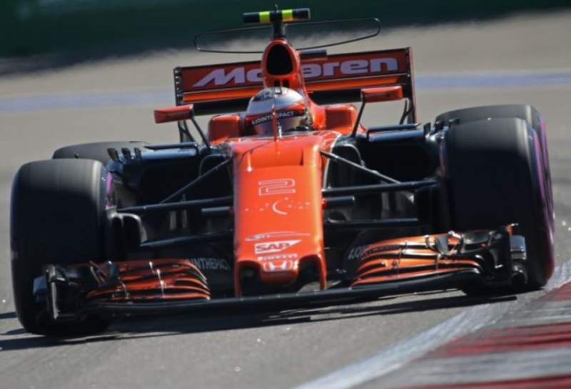 Зак Браун: Мотор Mercedes не вернется на машину McLaren