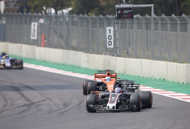 Гюнтер Штайнер: FIA должна нанять постоянных стюардов