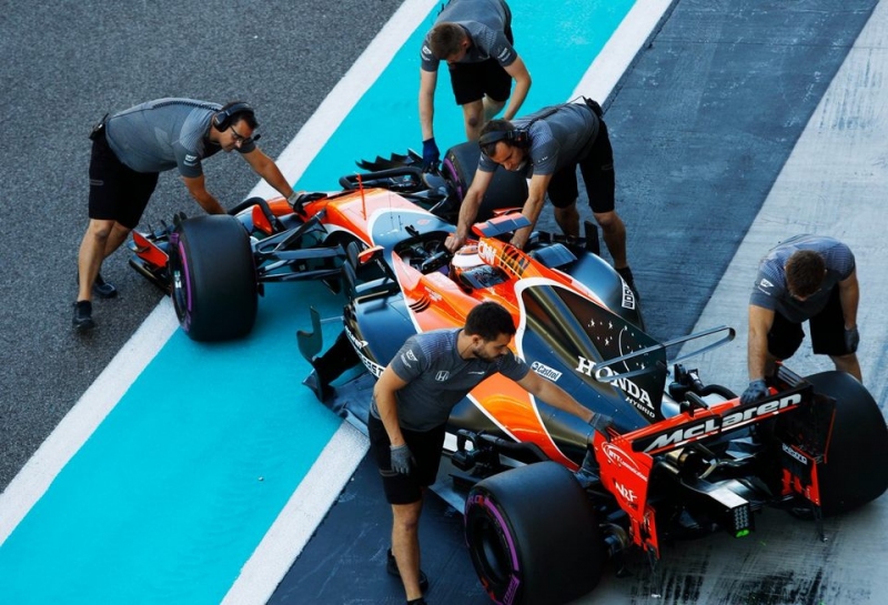 Новая машина McLaren прошла краш-тесты FIA