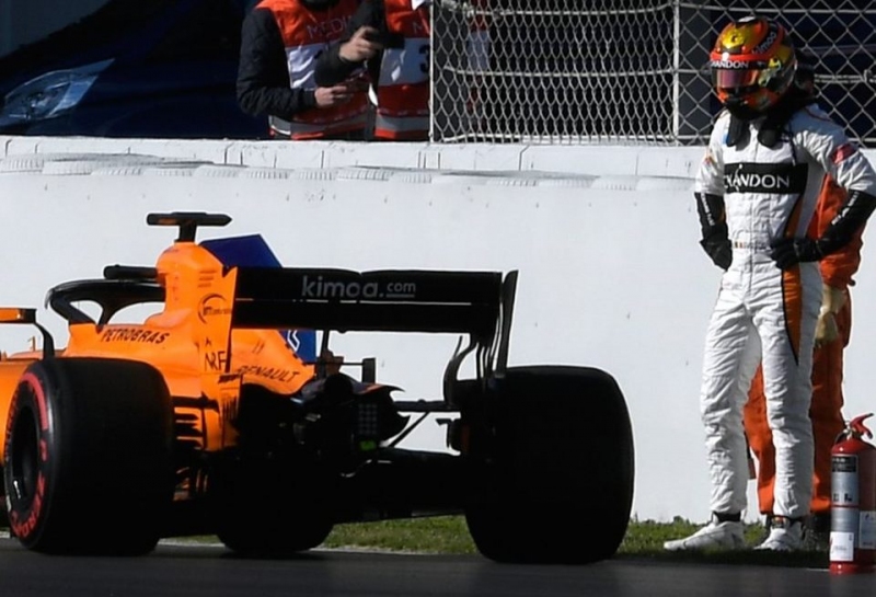 У McLaren возникли проблемы с охлаждением двигателя