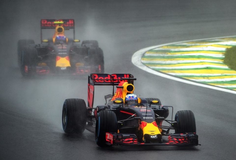 Гонщики Red Bull Racing рассчитывают на дождь в Интерлагосе