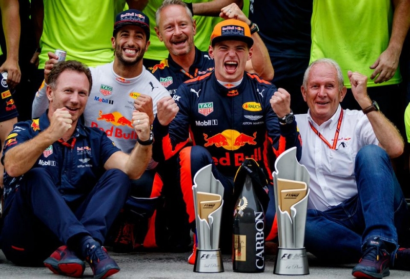 Официально: Макс Ферстаппен продлил контракт с Red Bull Racing до конца 2020 года