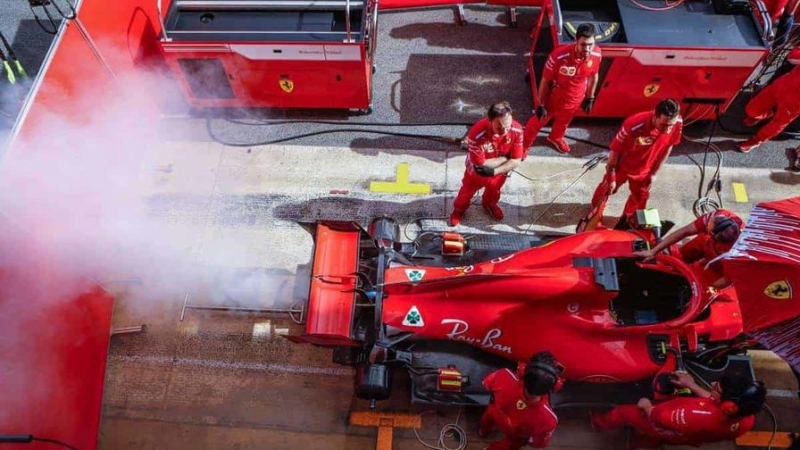 MERCEDES ЗАКРЫЛА ОЧЕРЕДНУЮ ЛАЗЕЙКУ В РЕГЛАМЕНТЕ ДЛЯ FERRARI?