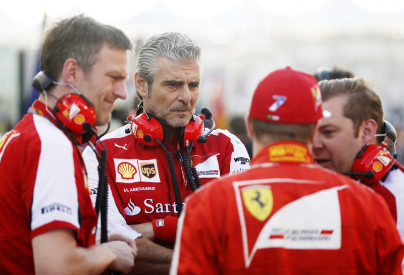 Ferrari опасается? Или Ferrari опасаются?