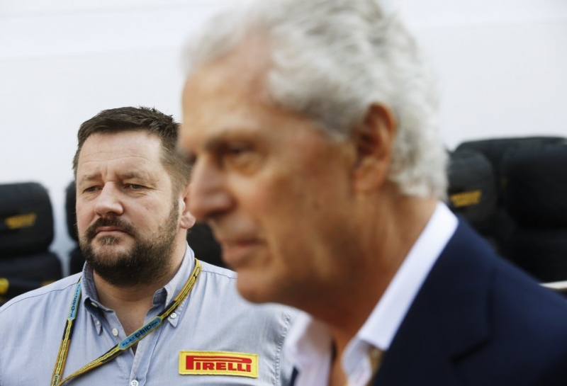 Pirelli опровергла смену Пола Хембри на Марио Исолу