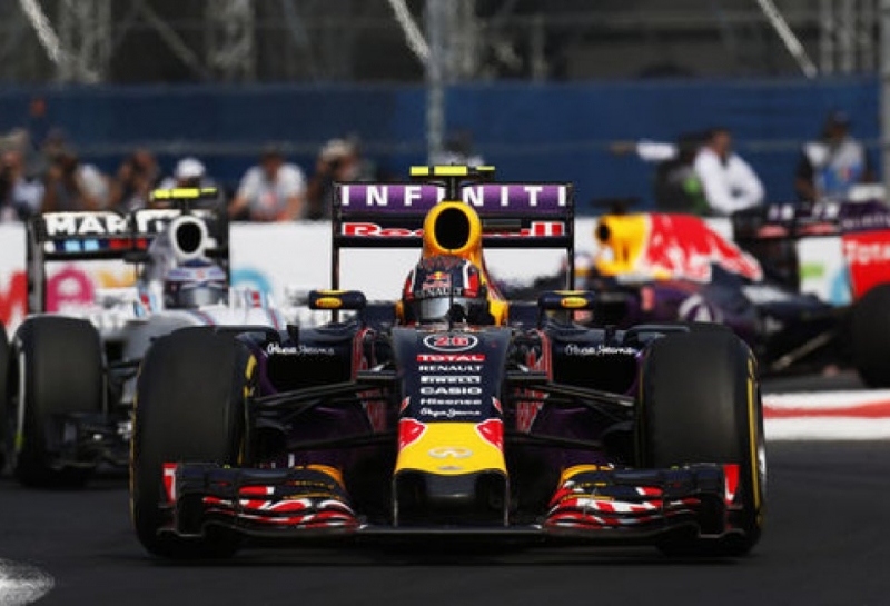 На Интерлагосе Red Bull Racing перейдет на новую версию мотора Renault