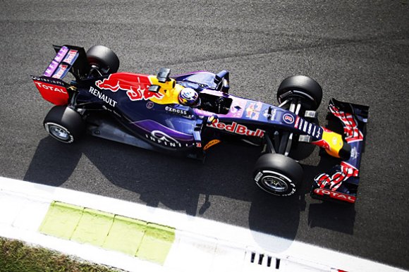 Red Bull Racing откажется от сотрудничества с Renault в 2016-м