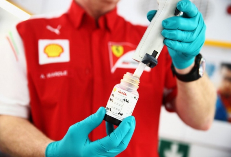 Shell представила интерактивный визит в гараж Ferrari