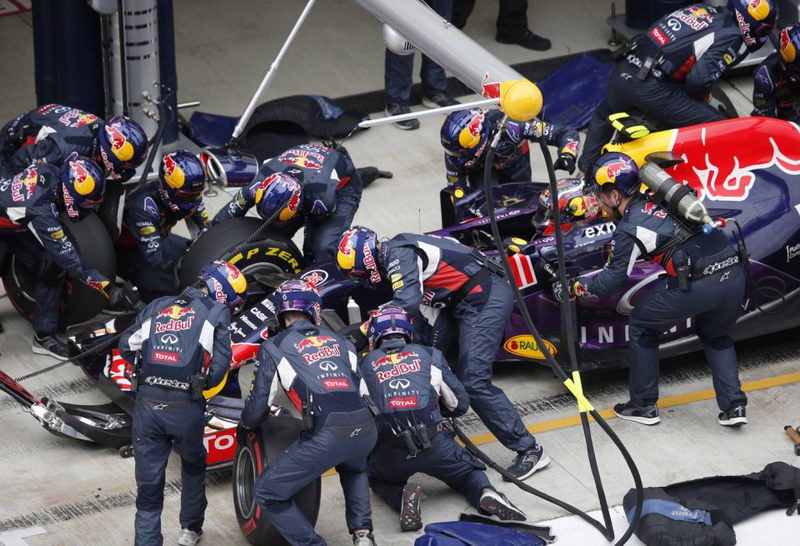 Берни Экклстоун готов судиться с Red Bull