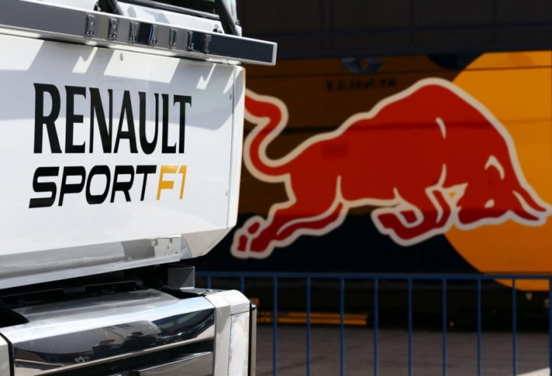 Renault использовала 11 «жетонов» перед Гран При США