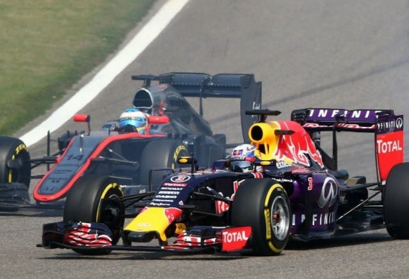 Red Bull Racing перейдёт на моторы Honda?