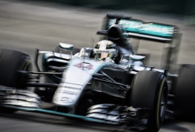Mercedes проведёт демонстрационные заезды на Гонке чемпионов