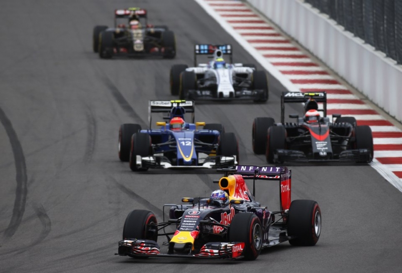 Mercedes, Ferrari, Honda и Renault вместе с FIA обсудят регламент по моторам