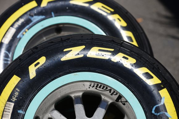 В Pirelli ответили Нико Росбергу на его подозрения