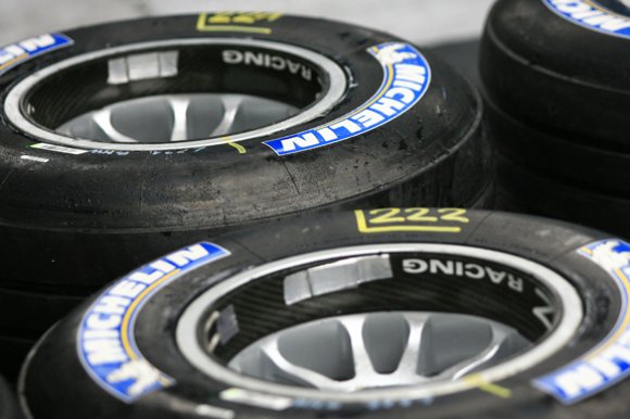 Michelin примет участие в тендере FIA