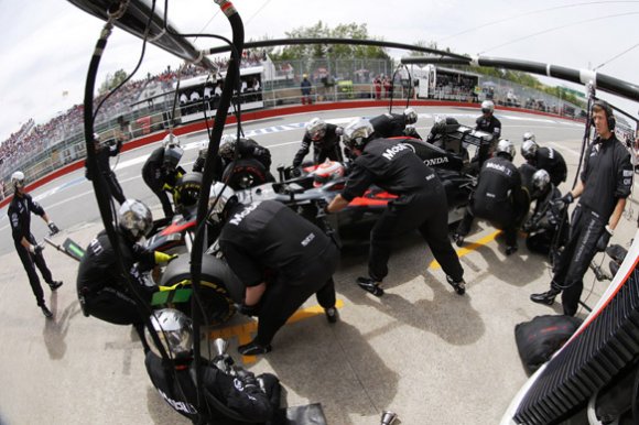 Анализ: Хватит ли McLaren-Honda терпения?