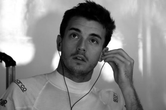 На Гран При Венгрии на машинах будет размещена надпись #CiaoJules