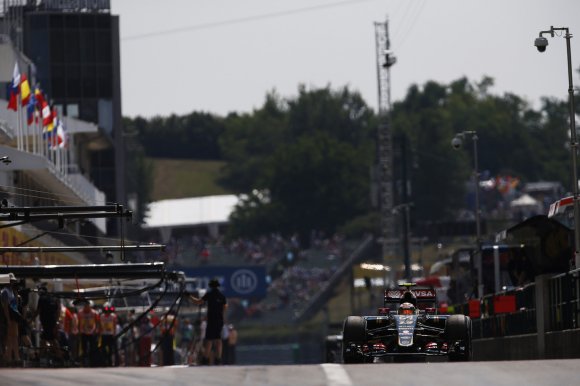 Pirelli: Все проблемы с Lotus улажены