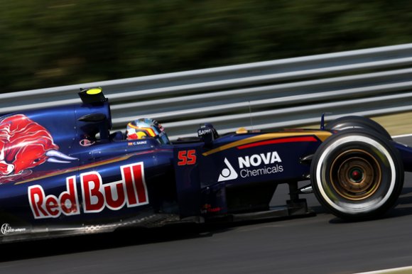 Карлос Сайнс: STR10 не хватает механического сцепления