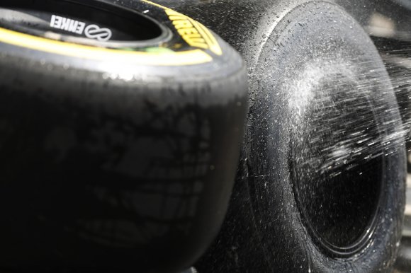 Новый мягчайший состав шин Pirelli предназначен для городских трасс