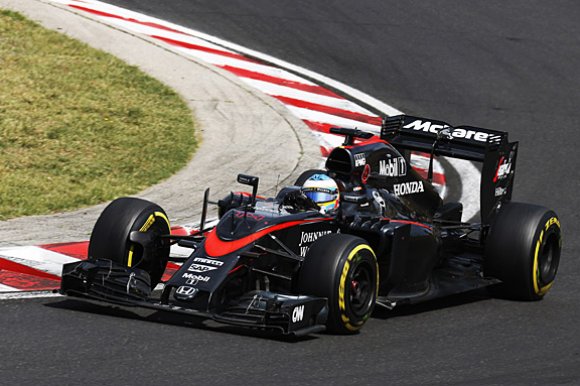 Эрик Булье: Honda знает, что McLaren не может долго ждать успеха