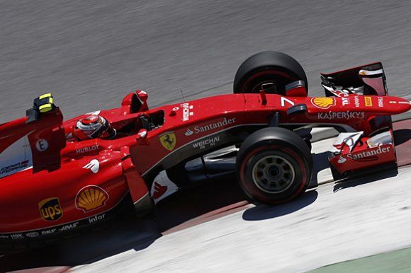 Ferrari продлила контракт с Кими Райкконеном на сезон-2016