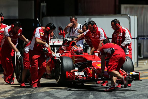 В Ferrari не планируют закрывать свою Академию
