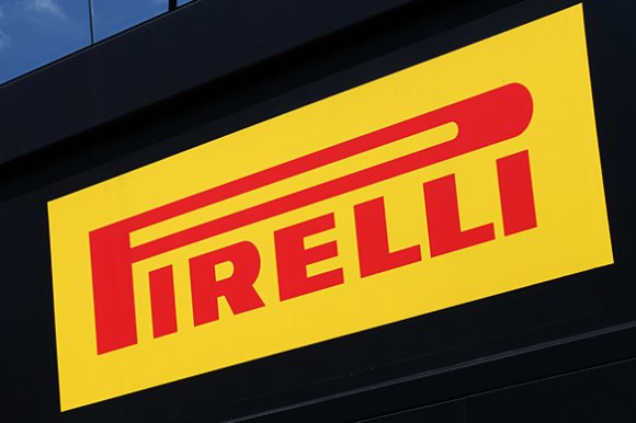 Гонщики недовольны директивой Pirelli