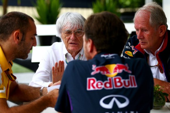 Берни Экклстоун помогает RBR в переговорах с Ferrari